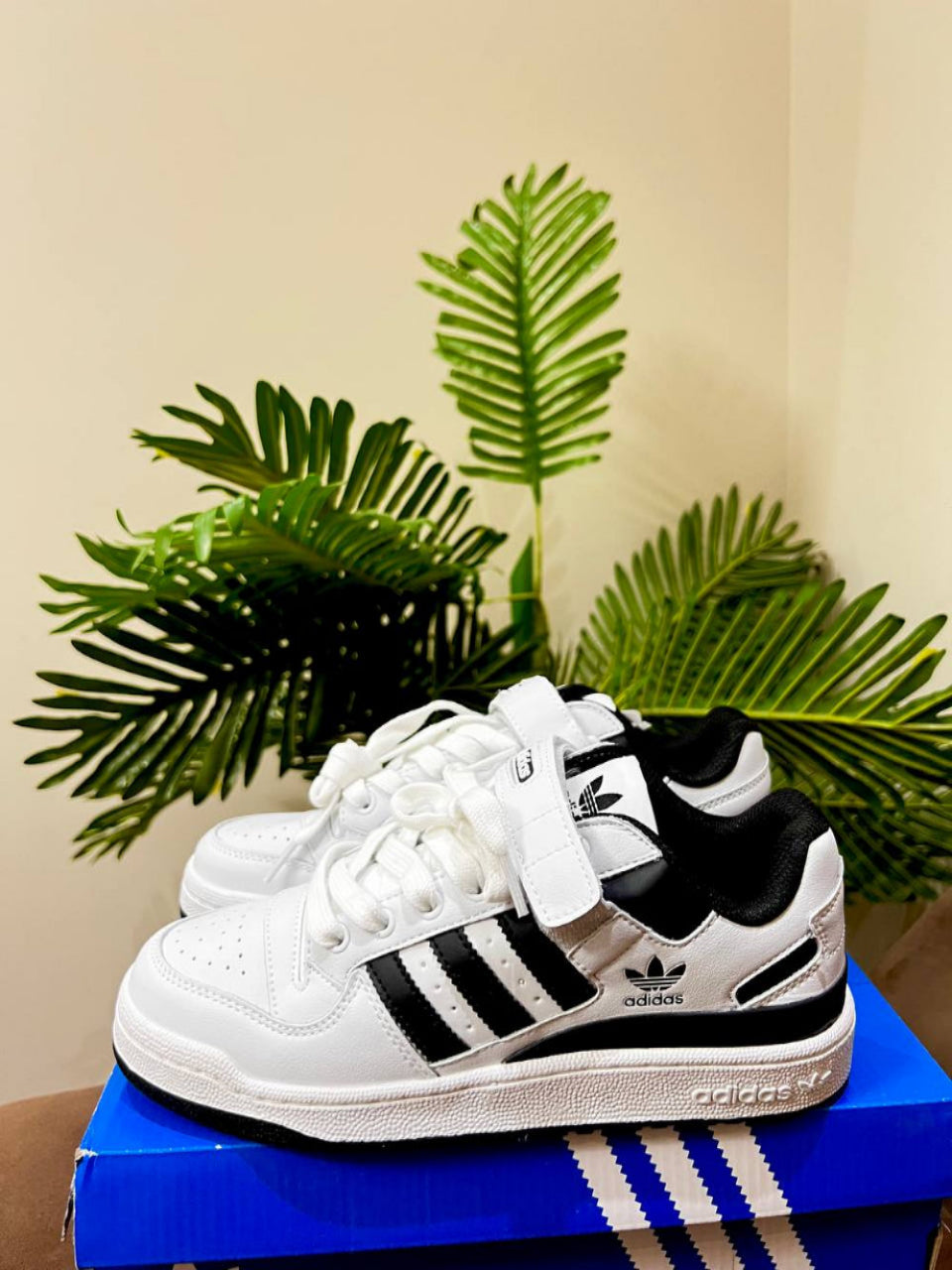 Adidas Forum White/Black