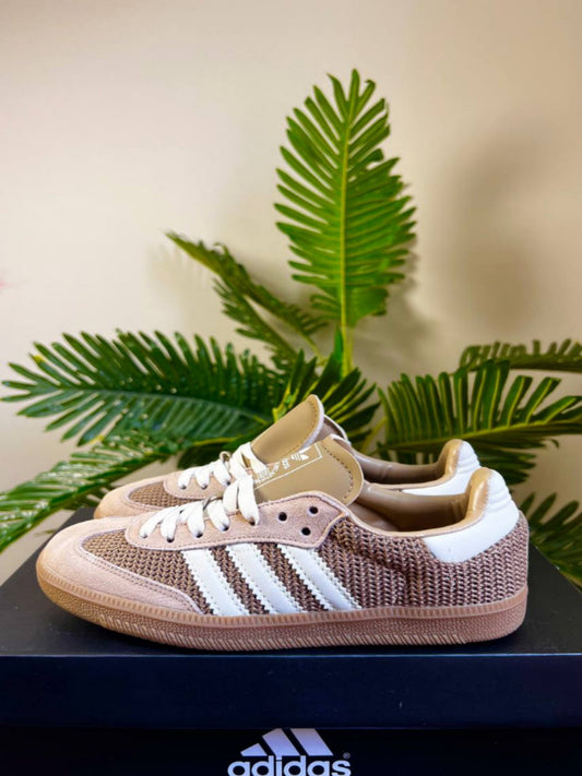 Beige Women Samba